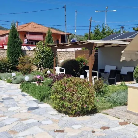 Aparthotel Christina 4*