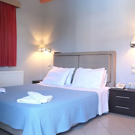 Ξενοδοχείο με διαμερίσματα Christina
