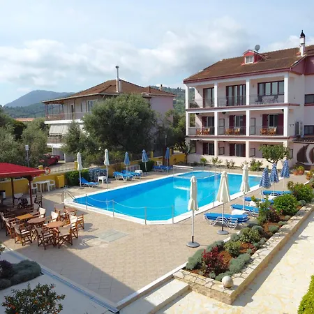 Aparthotel Christina 4*