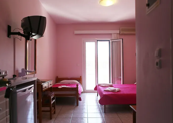 Christina Apart Otel 4*