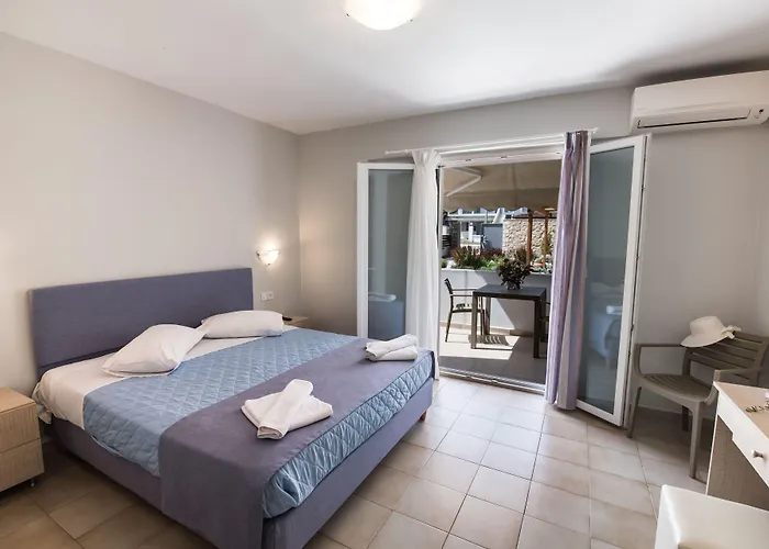 Christina Aparthotel 4*