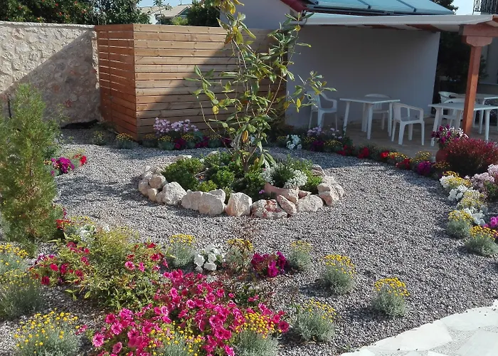 Apart Otel Christina 4*