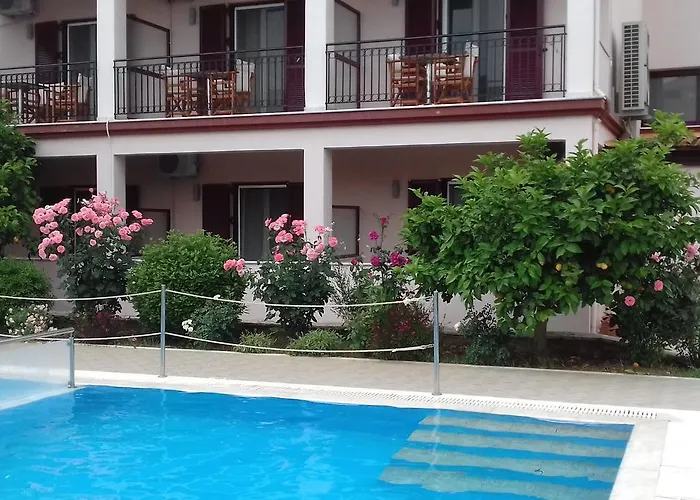 Christina Apart Otel